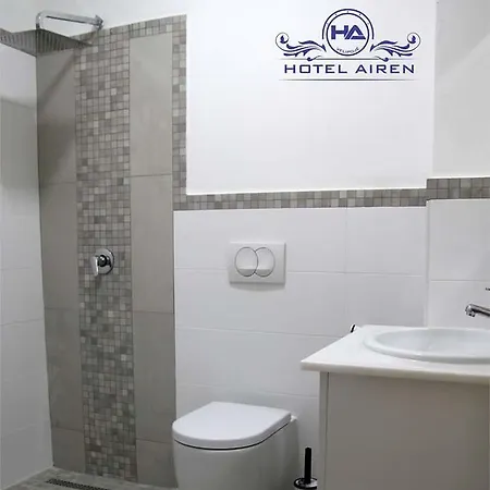 Hotel Airen *